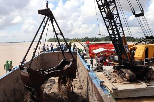 Bến Tre thông tin kết quả đấu giá quyền khai thác khoáng sản ba mỏ cát