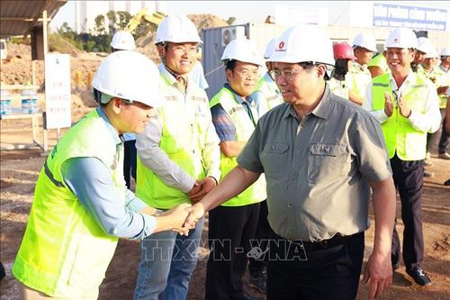 Thủ tướng kiểm tra tiến độ thi công dự án Trung tâm Hội chợ Triển lãm Quốc gia