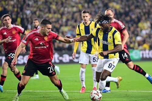 MU bị Fenerbahce của Jose Mourinho cầm hòa 1-1