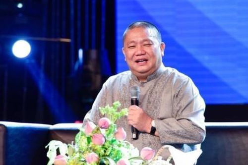Đại gia Việt sở hữu gần 2.500 tỷ đồng và chăm làm từ thiện, hiện đang ở ẩn