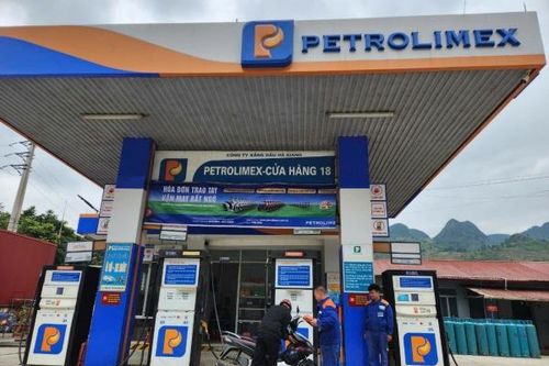 Petrolimex Hà Giang: Đảm bảo nguồn cung xăng dầu và lan tỏa nghĩa tình đồng bào