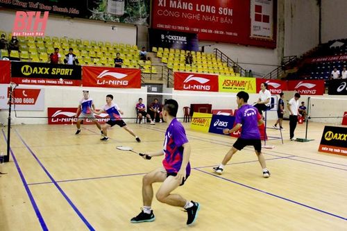 Hơn 200 VĐV tranh tài tại Giải Cầu lông đồng đội tỉnh Thanh Hóa năm 2024