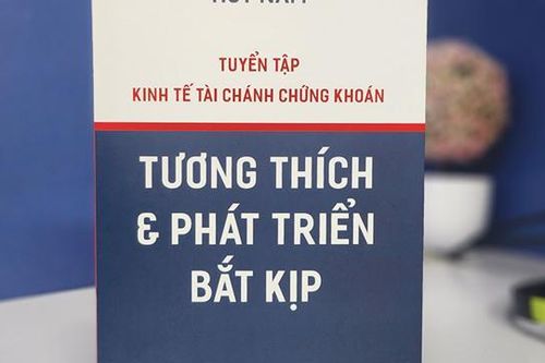 Cuốn sách Tương thích và phát triển bắt kịp: Tư liệu quý về đổi mới kinh tế của Việt Nam