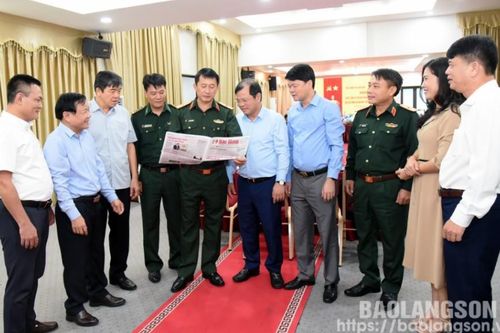 Sơ kết công tác phối hợp tuyên truyền nhiệm vụ quốc phòng quân sự địa phương trên địa bàn Quân khu 1