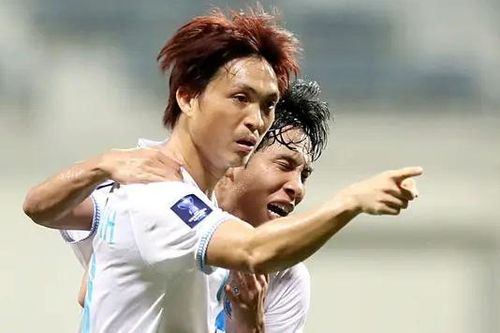 ĐKVĐ V-League cầm hòa đội bóng của Singapore