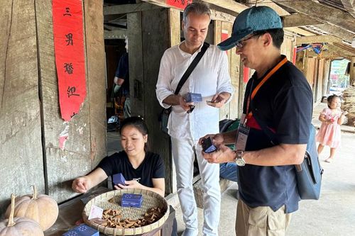 Bảo tồn làng nghề gắn với phát triển du lịch bền vững