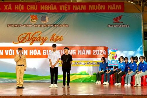 Gần 1.000 đoàn viên thanh niên tham gia Ngày hội 'Thanh niên với văn hóa giao thông' năm 2024