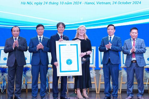 Đại học Kinh tế quốc dân lần đầu tiên đạt chuẩn chất lượng FIBAA