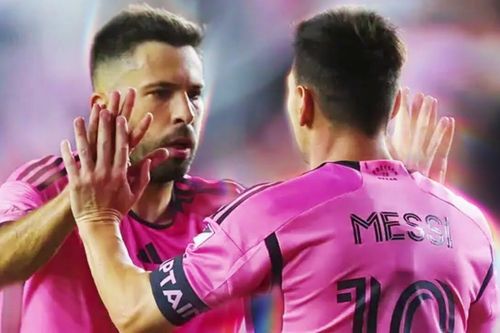 Messi in dấu giày trong siêu phẩm của Inter Miami