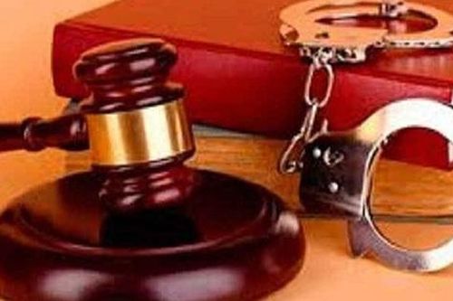 Bắt khẩn cấp Phó Chi cục Thi hành án dân sự, Phó Tổng Giám đốc Công ty CP Thẩm định giá