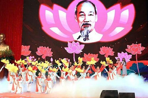 Lễ kỷ niệm 70 năm Trường Học sinh miền nam trên đất bắc