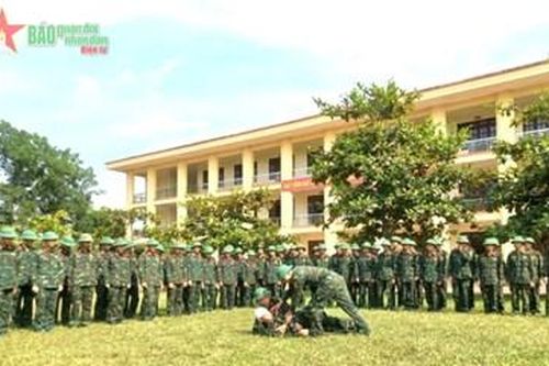 Trường Quân sự Quân đoàn 12: Bảo đảm sức khỏe bộ đội trong diễn tập
