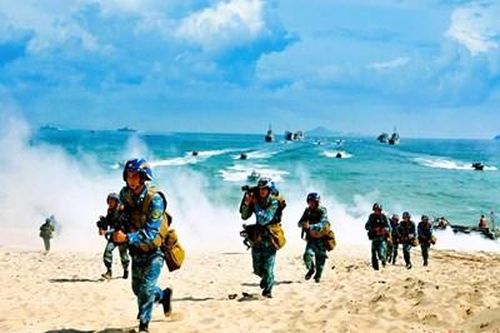 Vùng 4 Hải quân tổ chức nhiều hoạt động chào mừng ngày truyền thống