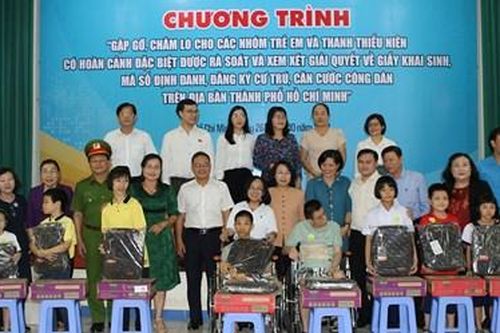 TP Hồ Chí Minh: 376 trẻ em và thanh thiếu niên có hoàn cảnh đặc biệt được cấp giấy khai sinh, căn cước