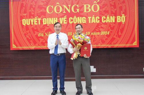 Bổ nhiệm Giám đốc Sở Nội vụ TP Đà Nẵng kiêm Chủ tịch UBND huyện Hoàng Sa