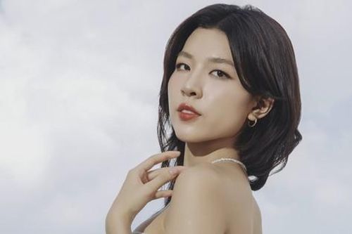 'Hot girl Vietnam Idol' Lamoon trở lại với cú 'lột xác' ngoạn mục gây thổn thức cho khán giả