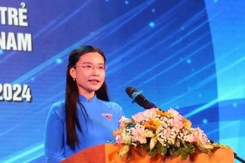Quỹ học bổng Vừ A Dính: Dấu ấn 15 năm thắp sáng những ước mơ học sinh, sinh viên