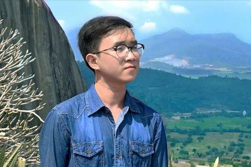 Yêu văn chương, thương nghiên cứu