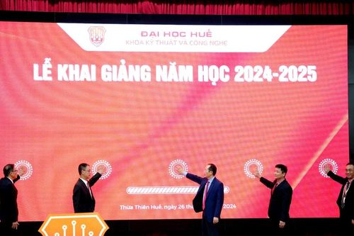 Khoa Kỹ thuật và Công nghệ - Đại học Huế khai giảng năm học mới
