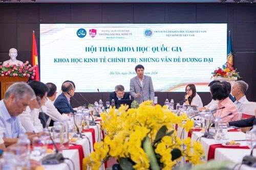 Khai mạc hội thảo khoa học quốc gia về kinh tế chính trị