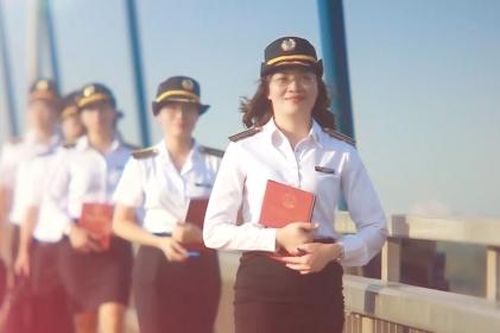 Những 'bông hồng thép' ngành kiểm toán
