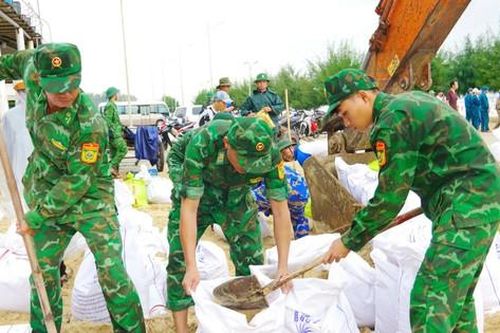 Tăng tốc khắc phục sạt lở 1.000 mét bờ biển, sẵn sàng ứng phó bão số 6