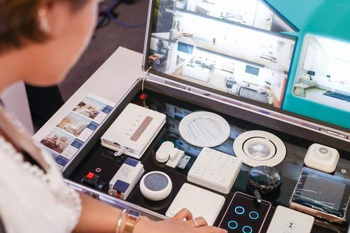 Nghiên cứu IoT, bảo mật, viễn thông, 3 thanh niên 9X giành Quả Cầu Vàng 2024