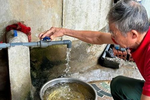'Khát' nước sạch ở huyện nông thôn mới - Kỳ 1: Nước sạch nhưng không… sạch