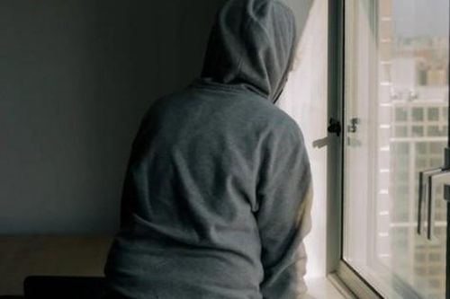 Kỳ lạ: Tên trộm đột nhập vào nhà người khác để dọn dẹp