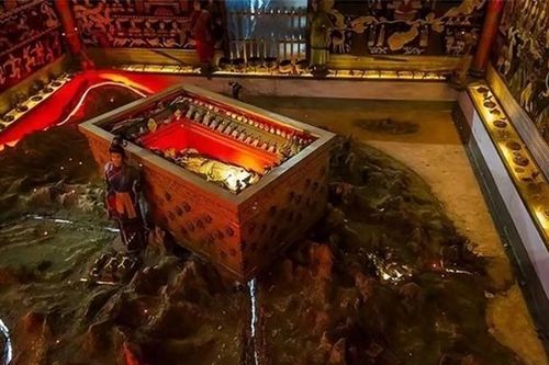 Lăng mộ Tần Thủy Hoàng khổng lồ như vậy, vì sao nghìn năm nay không ai dám trộm?