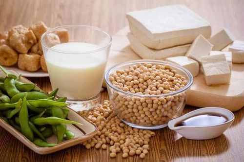 Giá đậu nành chịu áp lực thặng dư lớn