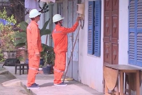 Nhiều chủ nhà trọ thu tiền điện của người thuê nhà từ 3.000-5.000 đồng/kWh
