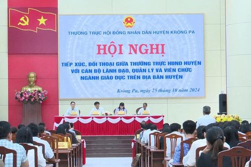 HĐND huyện Krông Pa đối thoại với cán bộ và viên chức ngành Giáo dục