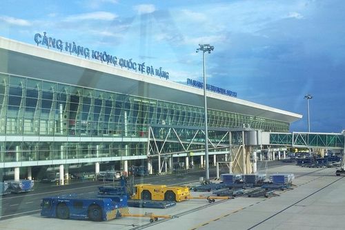 Tạm ngừng khai thác 4 sân bay miền Trung để tránh bão Trà Mi