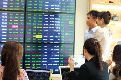 Chuyên đề: Luật hóa hành vi thao túng chứng khoán để bảo vệ nhà đầu tư