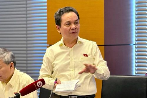 Nhiều chỉ tiêu kinh tế - xã hội đạt và vượt kế hoạch Quốc hội giao