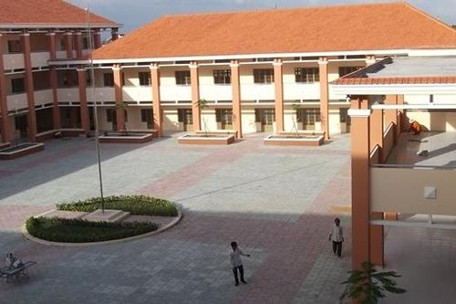 Không có việc học sinh đặt thiết bị quay lén trong nhà vệ sinh nữ ở Bình Chánh
