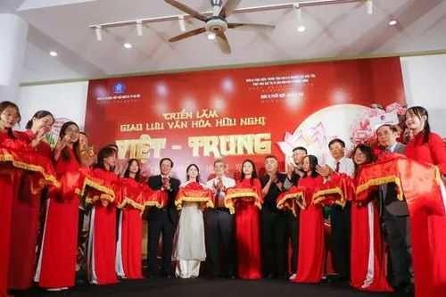 Triển lãm giao lưu văn hóa hữu nghị Việt Nam - Trung Quốc