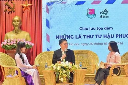 Giao lưu Tọa đàm 'Những lá thư từ hậu phương'