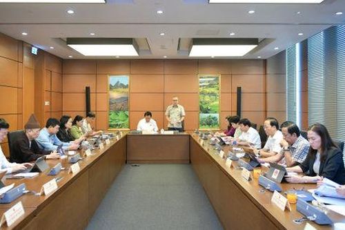 Tháo gỡ 'điểm nghẽn', đưa kinh tế bứt phá
