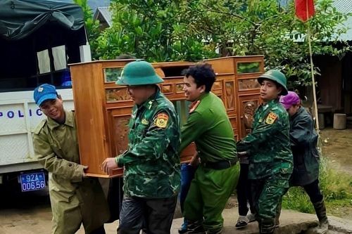 Quảng Nam: Xuất hiện vết nứt ở Trung tâm y tế huyện Tây Giang