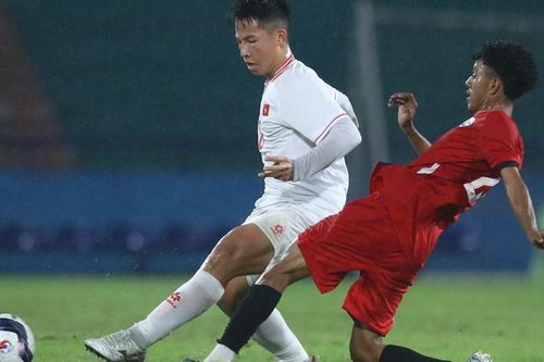 Hai Long ghi bàn, CLB Hà Nội vẫn bị Hà Tĩnh níu chân ở vòng 5 V-League