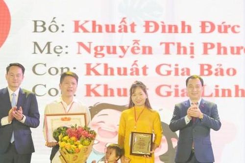 10 Gia đình trẻ hạnh phúc 2024: Lan tỏa yêu thương, gắn kết cộng đồng