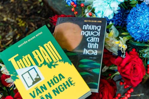 Nhà thơ Nguyễn Quang Hưng cùng lúc ra mắt hai cuốn sách về văn hóa văn nghệ