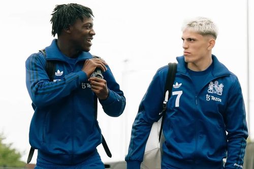 Man City đối xử 'phũ phàng' với đối thủ truyền kiếp Man Utd