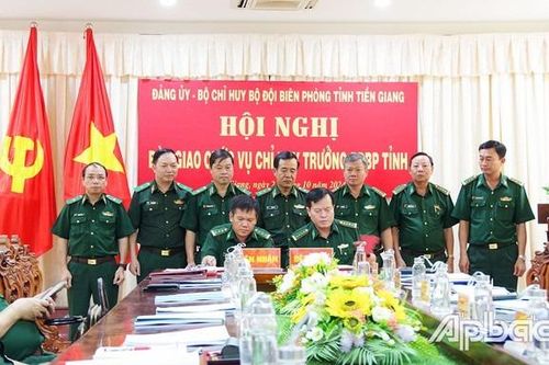 Bản tin 8H: Triển khai quyết định của Bộ Quốc phòng về công tác cán bộ