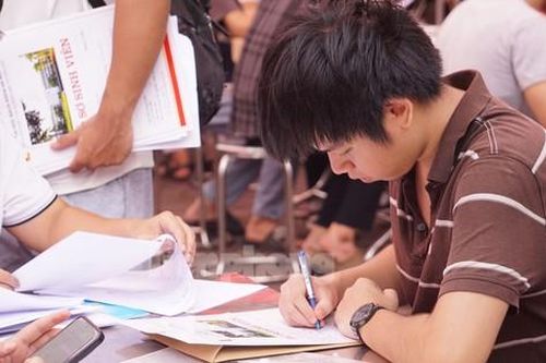 Trường đại học không được tuyển vượt quá 20% chỉ tiêu?