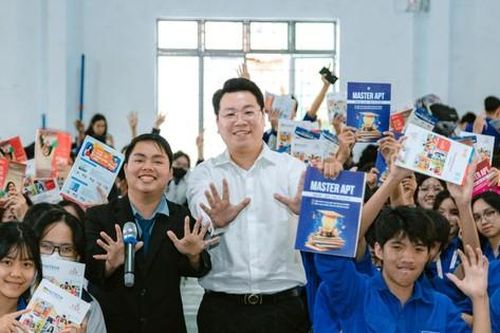 Nhiều hoạt động ý nghĩa của tuổi trẻ Bình Dương ngày cuối tuần