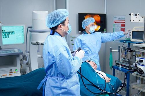 Dạ dày cồn cào, người phụ nữ phát hiện bệnh chưa từng có trên y văn tại Việt Nam