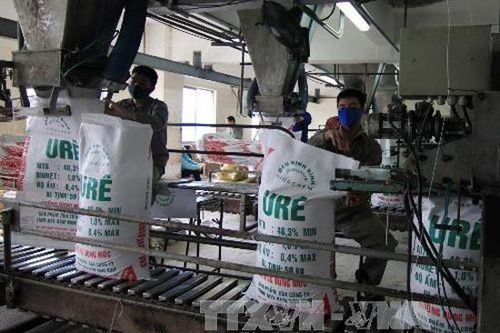 Giá phân bón trong nước bám sát xu hướng biến động trên thế giới